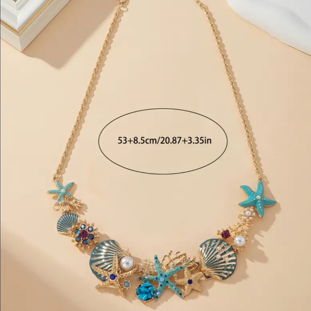 Starfish and Shell Necklace with Gold Chain - Picture 4 of 5